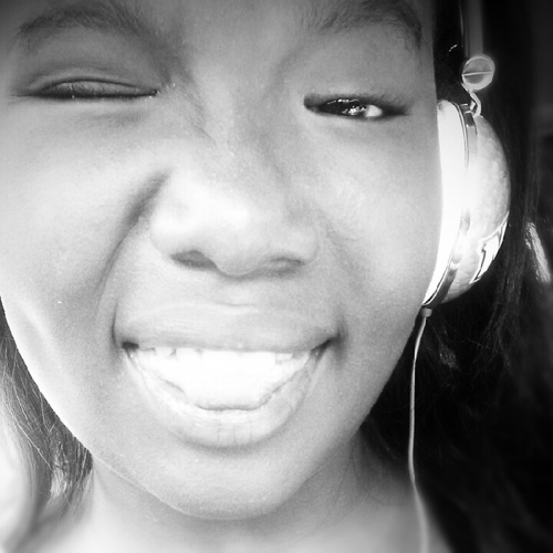 Keri_On's profile picture. Follow Me && I'll Follow Back =) Its That Simple