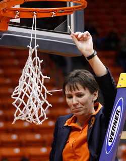 Associate Head Coach/Recruiting Coordinator Women's Basketball at UTEP (University of Texas at El Paso).🏀🧡💙