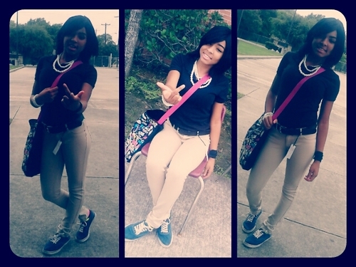 Fuck Yu Hoes & Follow My Lah SexyAss Btw #FreeMyBbeJrocc Missn Hym & Ima Keep Holdn Hym Down We 4eva So Yu Lah Thirsty Hoes FALL BACK He Aint Goin Kno Wea . .