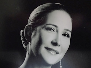 mechesin's profile picture. Entrepreneur mom of 5, trying to find her niche in the corporate world!