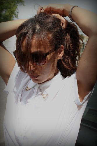 AletheiaLight's profile picture. Love my dogs, my mom, the sun and the ocean. Love rock n' roll and mixing clothes and styles.