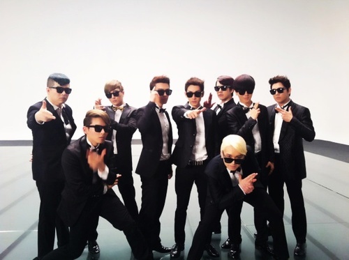 AkunMenpess's profile picture. WE ARE MENFESS ACC. CEK FAV!!!!! Owner/admin: @SFRP_Kyu (malem) admin: @YH_GaemGyu (pagi) @NRP_SJRyeowook (siang)