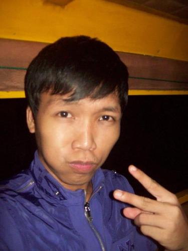 Looking for amusement ^_^