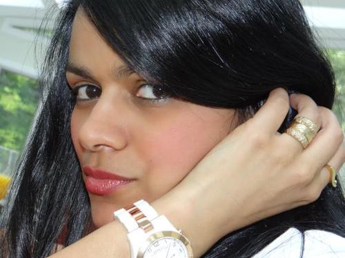Twitter dedicado especialmente a @Damares_Oficial.
Quem é fã ou admira muito ela é só seguir !
Dona:@alinebeteazul1