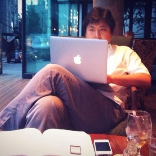 TheRealRichDad's profile picture. Programmer, Investor.