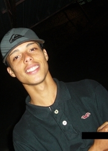 Sabe quem e nois ?    nois e Red nois e Ouro ; boné pra trás nike de mola ♫               //    amo mttt viiu s3  @OliviaPaliito