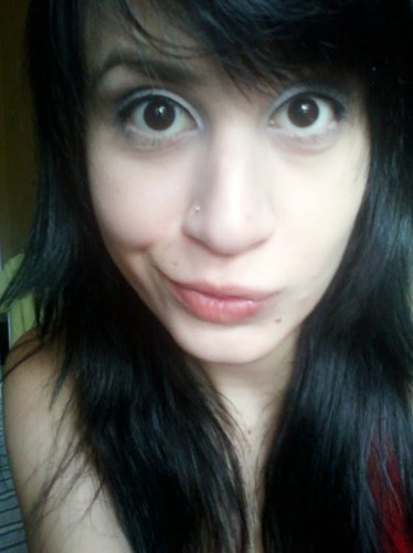 Autêntica com resquícios de misantropia.