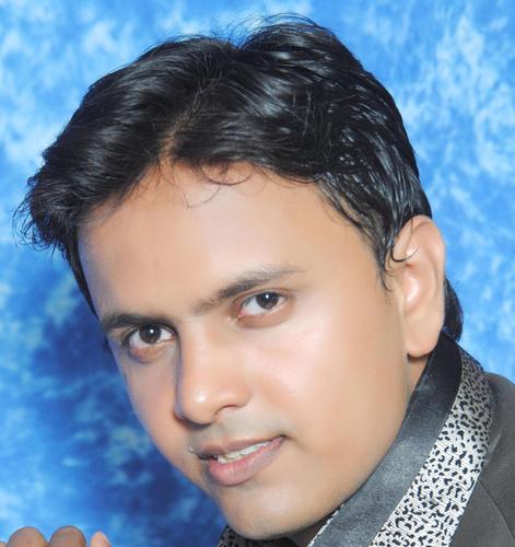 Rommy, calm and cool, Live your life with your own ways. I believe in leading my own life, Routine is something where I cannot stand cause I enjoy excitements.