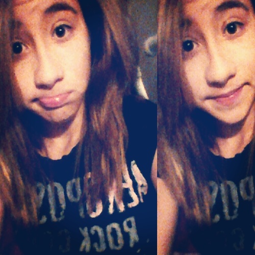 My names Jacedez , i love One Direction ! Especially Liam !!!!!!!!!! Welp , im 13 & thats it :3