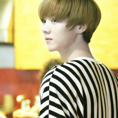 อันยองฮ่ะ ลู่ฮาน จากดาวEXOPLANET ยินดีที่ได้รู้จักนะฮ่ะ ผมบ้ารั่วเกรียน แต่ผมแมนนะครับ!^^b//BTS My fam\\