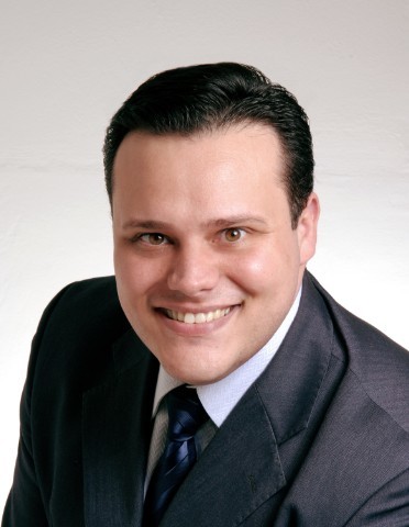 Ulisses Falci Junior. Casado, pai de duas filhas. Indicado pelo missionário R. R. Soares para ser um dos vereadores de Cascavel.