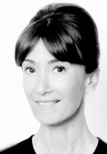 Acupuncturist Maggie Brown specialises in Facial Revitalisation with acupuncture, facial massage and exercise techniques. Creator of heavenly facial oils.