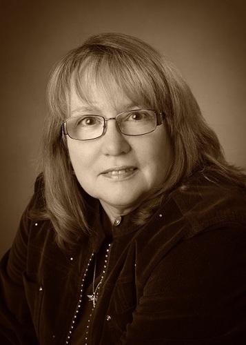 Widow of Vietnam Veteran 🇺🇸 Support Veterans, Police, Fire & First Responders. 🇺🇸Aviator 🚁🛩 Writer, Speaker, Patriot, Conservative ✝️ 🇮🇱#MAGA #MAHA 🚫DM