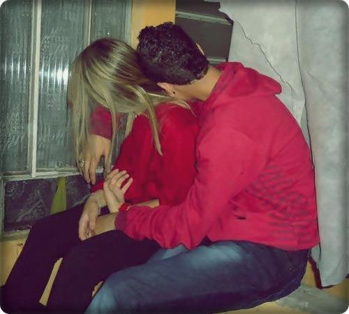 , sei que não existe conto de fadas mais no meu mundo você é o único principe que me faz sentir uma princesa *-*