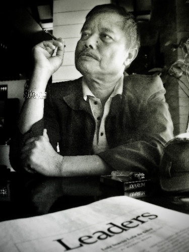 Lahir Kiambang 17 Mei 1955. A Journaliste.