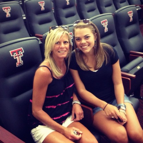 Meagann_Lyn's profile picture. 