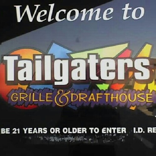 tgaterskaraoke's profile picture. karaoke kid is at tailgaters every wed. at 9