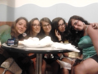 Hello we are Our Life (the italian group). We love our idol: @onedirection, @TeenAngelsOL.