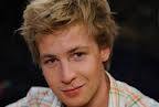 the name is Lawis McCartney i am looking for love (RP)