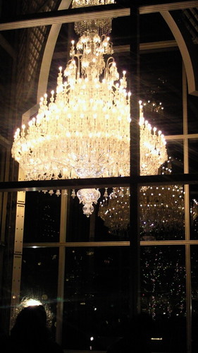 fumi_rst0214's profile picture. 北海道出身。始発7時、終電22時という田舎過ぎる実家に嫌気が差し調理師目指し札幌へ。ずっと飲食店に勤務するも食だけでは幸せになれないと上京した電車の中で広告見てふと思う。“アロマ”との出会い。アロマ(AEAJ認定インストラクター)・ハーブ・ヨガ・スガシカオ・Perfume。もちろん食べるのも好き。DM見てません。