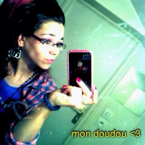 HeleneKuntz's profile picture. mon doudou 3 love