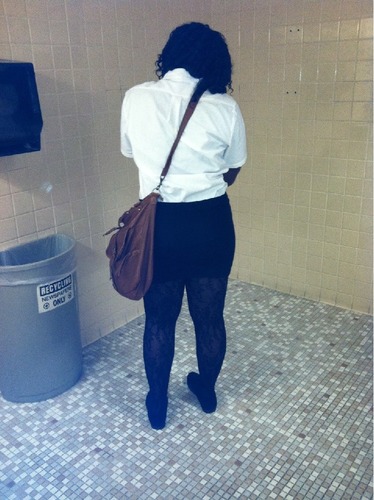 Marica ;x | Jamaican| Mii tweet dem tunnn UP ^.^ ♡ , But Chu Can Back That Ass Up On My Follow Button ; ) & Also follow MY new twitter   @_WifeOfATHUG :*