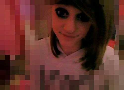 cloee4's profile picture. chloee here, follow me , and i'll follow you back :) love my best friend georgia .. :)