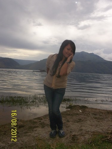 Im a simpLe giRL,,,