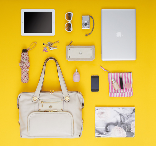 We sell stylish&functional laptop handbags & briefcases, messenger, sleeves, totes, crossbody bags, iPad, iPhone cases funky mice, usb and more!