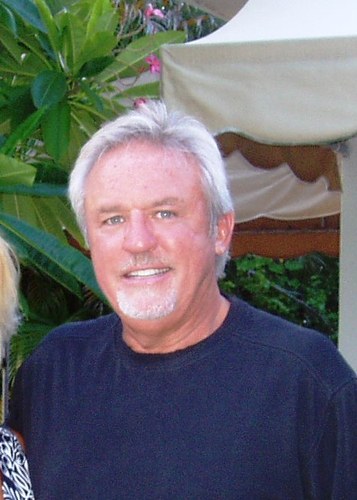Retired SoFlo Real Estate Broker living the good life! A proud father of 4, beautiful partner, love golf , fine wines🍷& living in Central Florida,