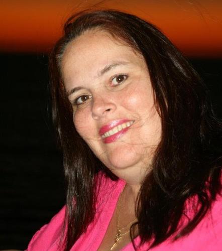 Single Mother/Independent Avon Sales Rep/Founder of Richards & Associates Accounting/Christian