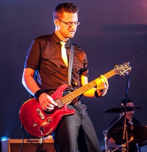 rockstarpete's profile picture. Work in publishing by day, wanna be rock star and golfer by night