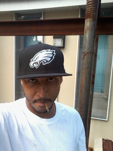 jraw215's profile picture. Follow me & I just might tweet you a visual