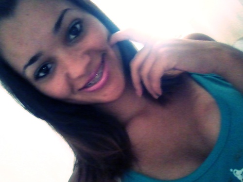 E pra você que me odeia, trago no rosto um sorriso sarcástico, um olhar cínico e nos lábios a palavra FODA-SE !ㅤ