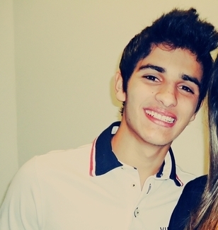 Sou o que sou, sei por que sou, aonde estou e o que quero. Sei com quem devo estar e o que da vida espero.