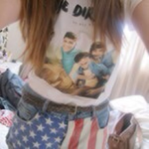 keepupallnight's profile picture. 140 caracteres no alcanza para demostrar cuanto amor le tenemos a @onedirection 
facts, imaginas, novelas y mucho mas sobre estos hermosos chicos ;)