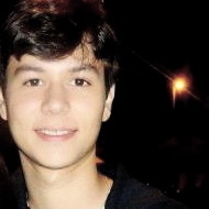Estudante de Engenharia, Corinthiano, Paraibano, Enxadrista, 21 anos