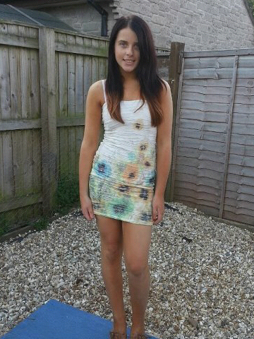 HI i luv justin bieber soo much and i luv me best mates like libby holly Beth harries and iM in LOVE with justin bieber i luv u 2 xxxxxxxxxxxxxx :) :)