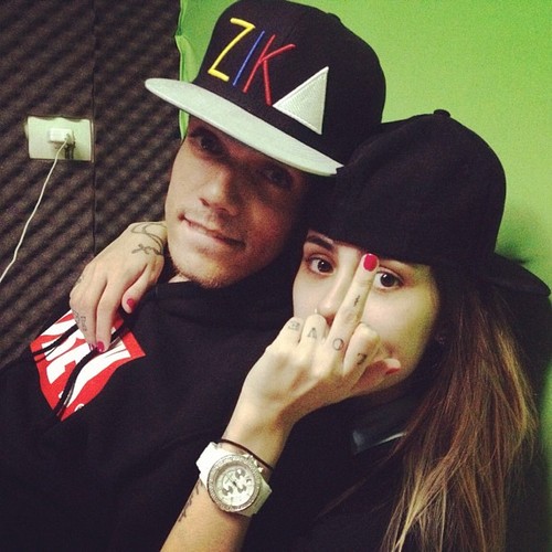 Fc dedicado pra @Pollooficial e pra @Gabrielarippi .@AdrPollo  @tomim_pollo Somos uma família e pra sempre seremos. Desistir ? não é nossa meta Since 05-08-2012