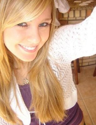 sagitariana,doida,legal,dramática,ciumenta, são paulina ,do vitor hugo e menina de Deus , sou feliz (: