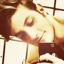 ”Minha felicidade tem nome, sobrenome, o sorriso mais sincero e a voz mais linda do mundo.” @ChayLeao ♥    Since : 21/05/12  ..