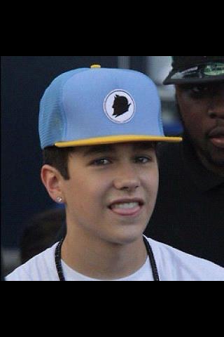 i think austin mahone is sexy, if you do too hit the follow button. Mahomie since 2010.