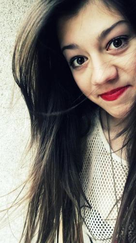 VolSy, 14, #directioner, #littlemixer. Singing, acting.. 1/4 of @High_Heels_HH.. Xx 3 Cant wait for #LiveWhileWereYoung  i follow back just ask :)