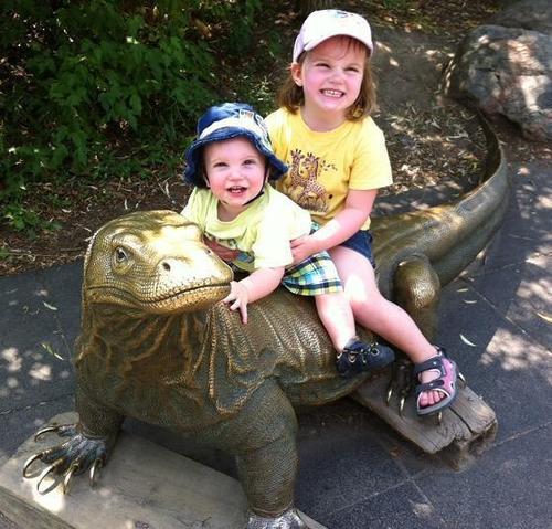 meljutzi's profile picture. 