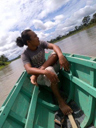 Lebih baik diam ∂ï banding harus sok tau...