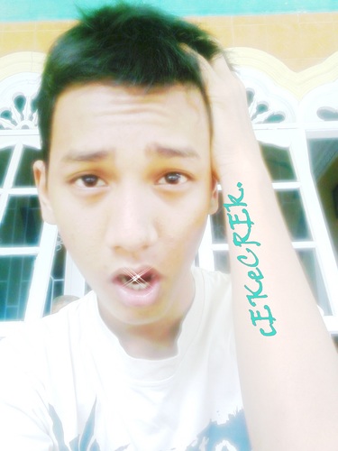 I believe that the dream would come true so I dreamed that I would be singer world famous and best dancer