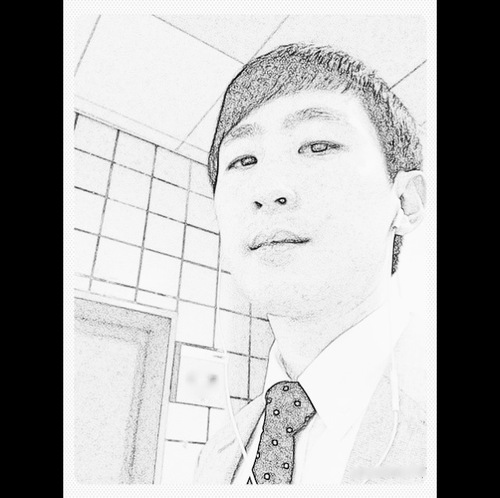 realcheckio's profile picture. 