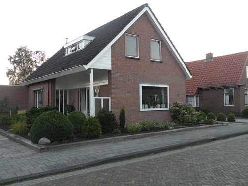 De twitteraccount van Wonen in Wijnjewoude. De site waar u alles kunt vinden over het prachtige huis op Loksleane 4 en haar fraaie omgeving.