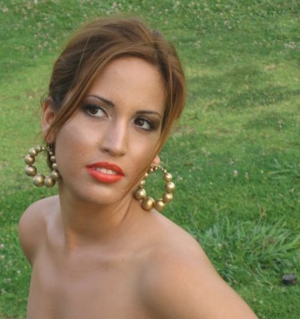 AvgoustiZoe's profile picture. 