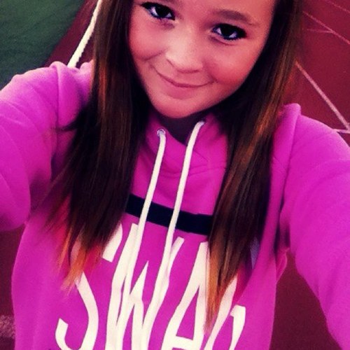 clairehansen10's profile picture. 